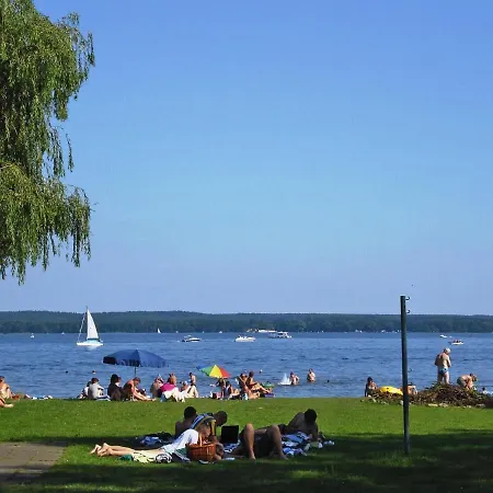 Hafenflair Am Plauer