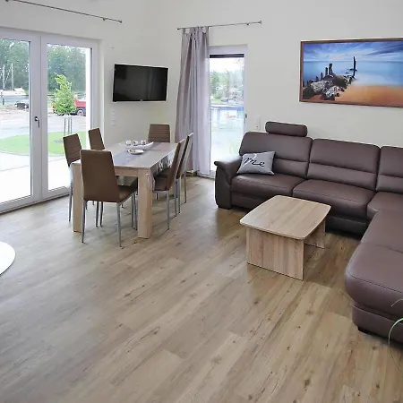 Hafenflair Am Plauer *