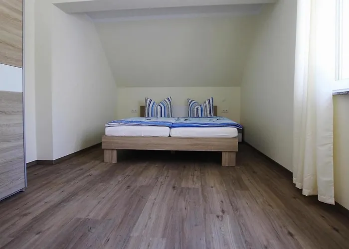 Hafenflair Am Plauer