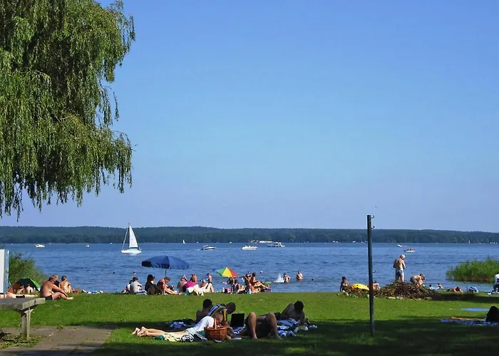 Hafenflair Am Plauer